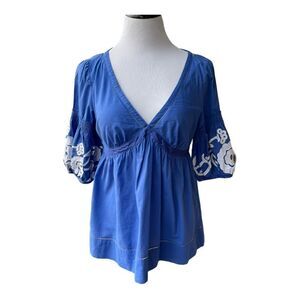 Anthropologie Lithe Sz 8 Detailed Floral Dainty Blue White Blouse Shirt Top EUC